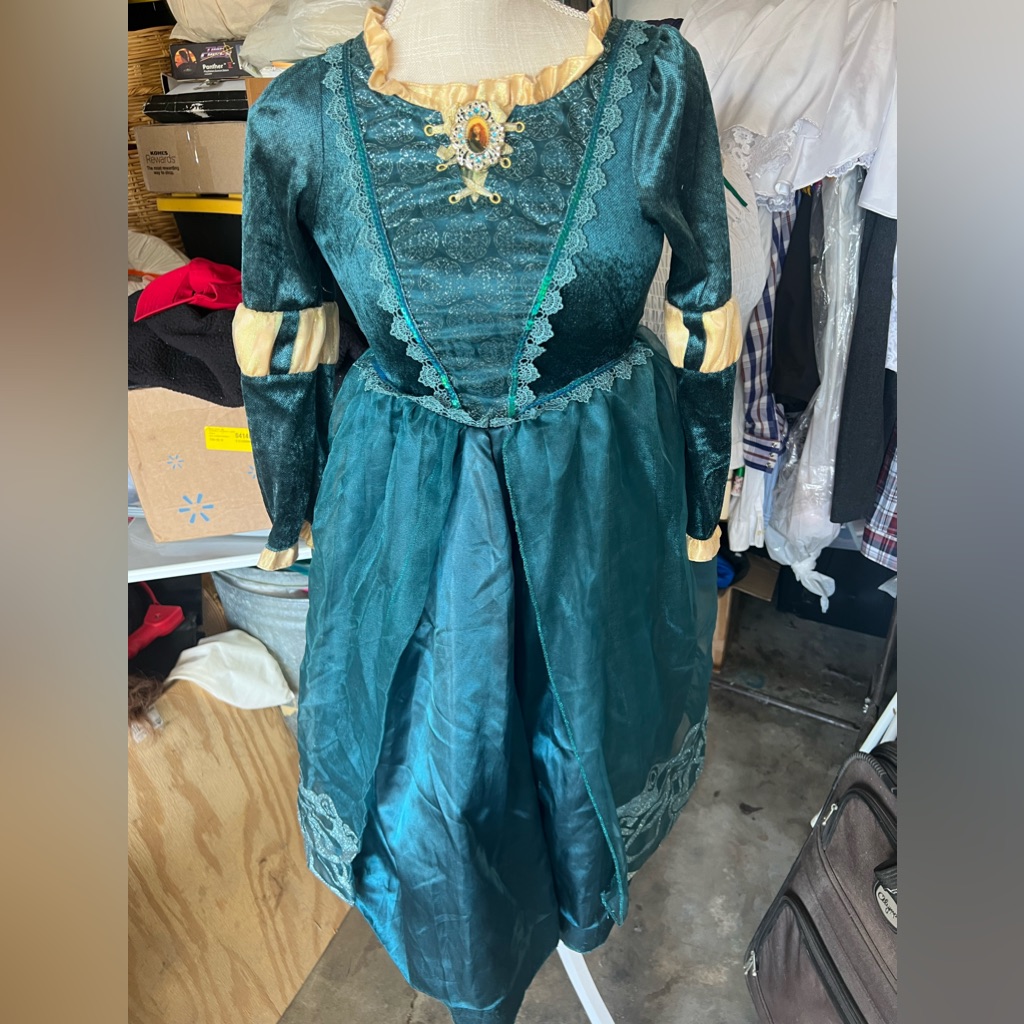 Costumes
